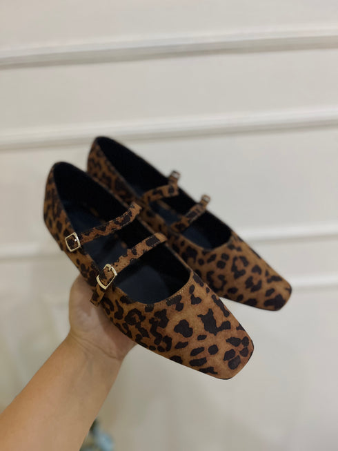 Women Double Buckle Straps Mary Jane Shoes